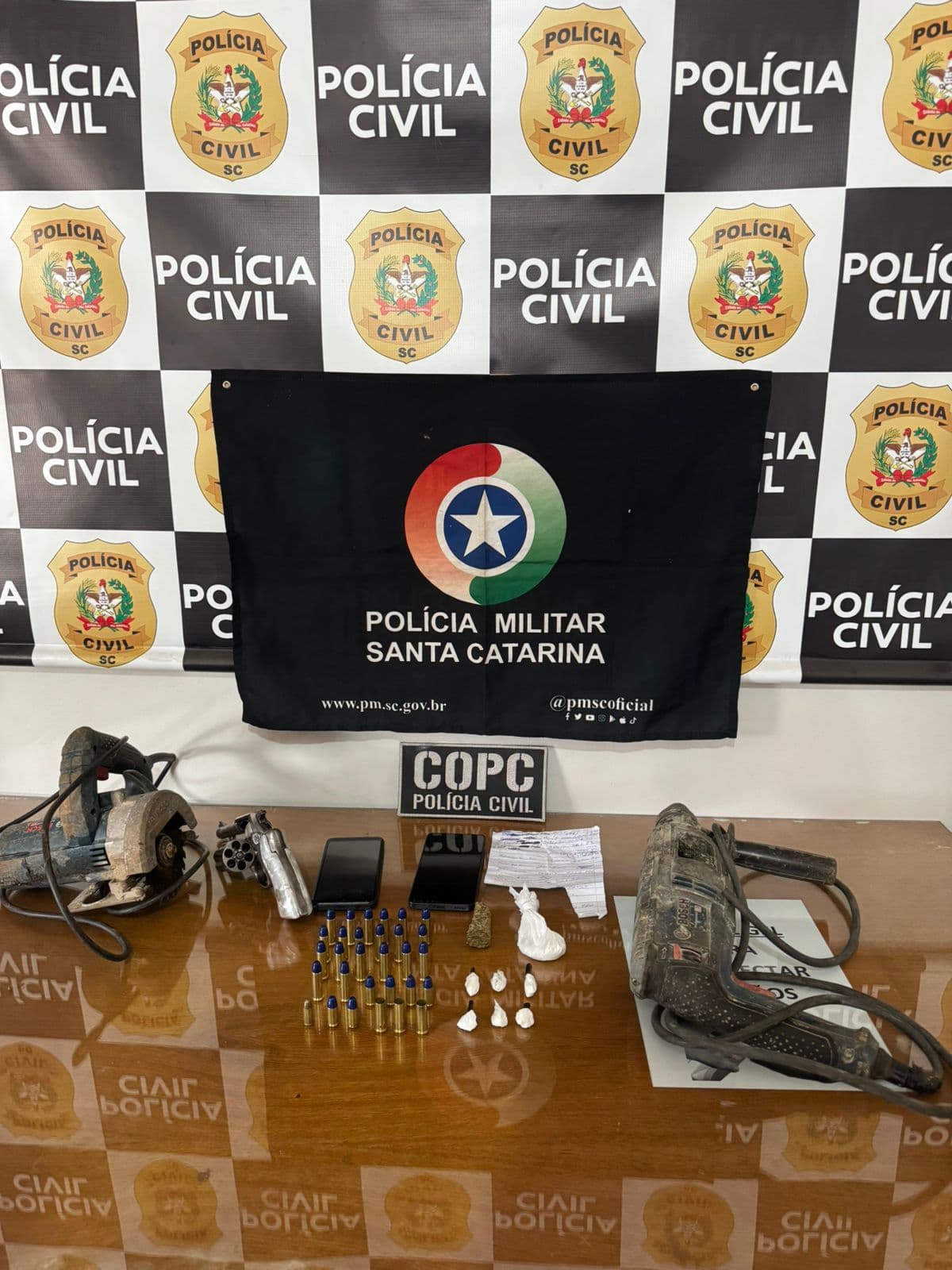 Armas, drogas e munições: jovem é preso em flagrante em Saltinho