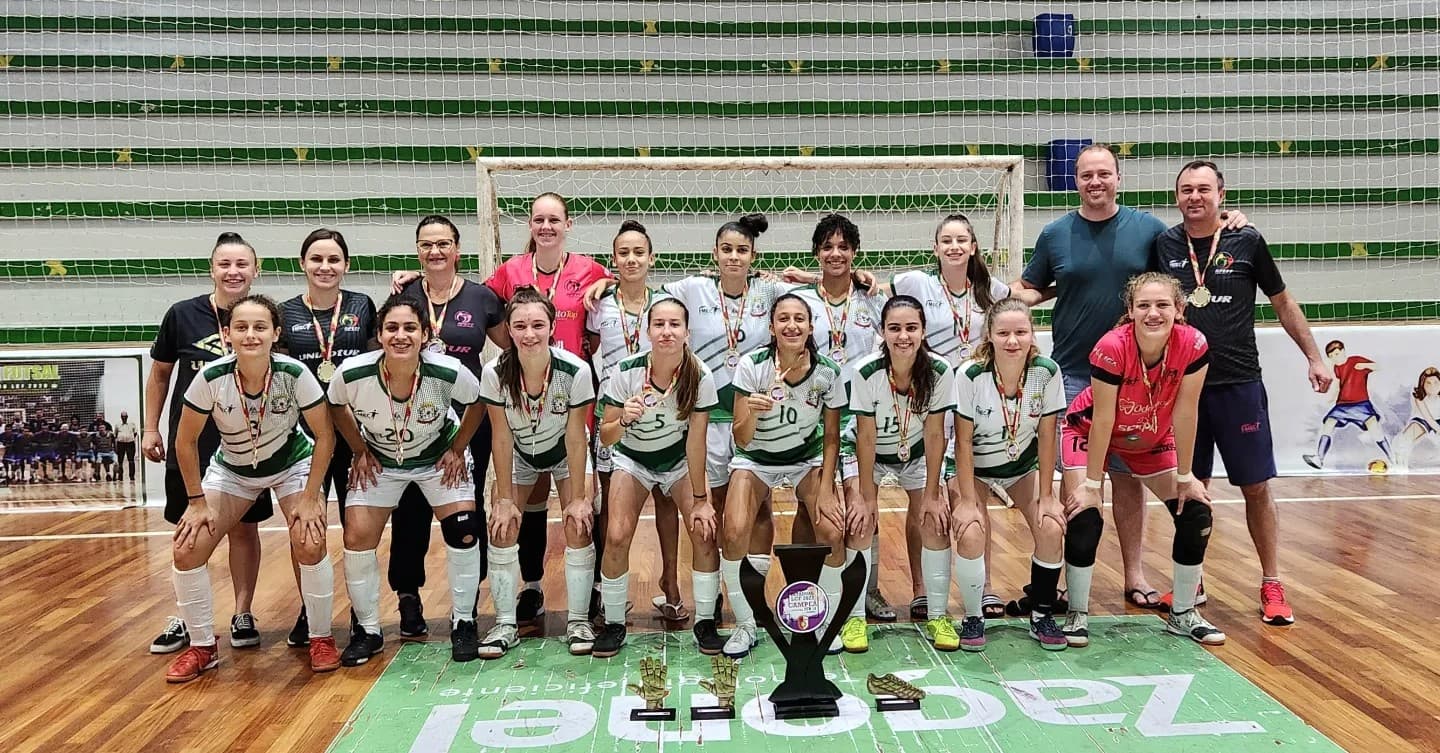 Título foi conquistado em casa após time ter feito a melhor campanhada primeira fase (Foto: Divulgação)
