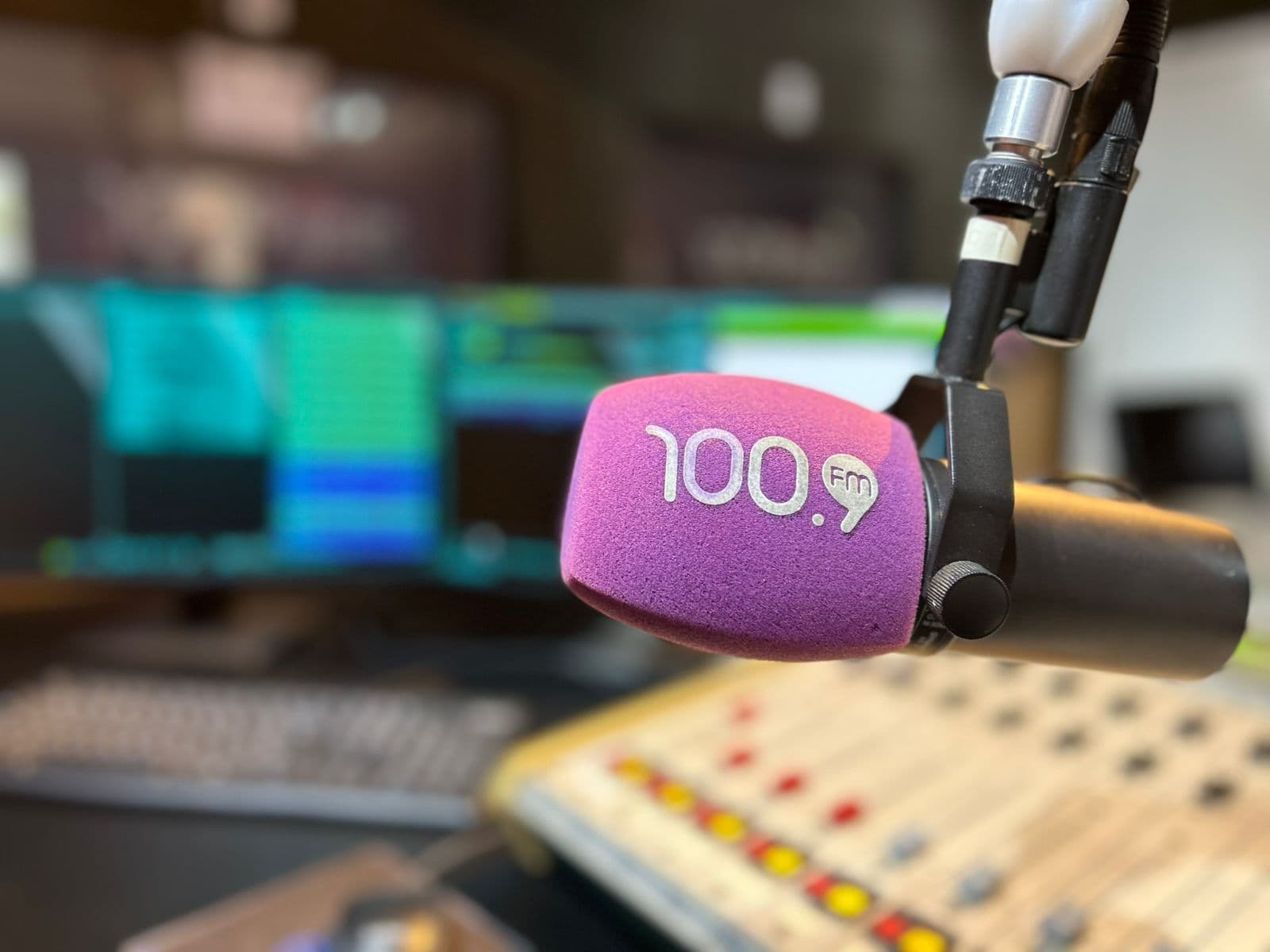 Oito em cada dez catarinenses ouvem rádio, aponta pesquisa 