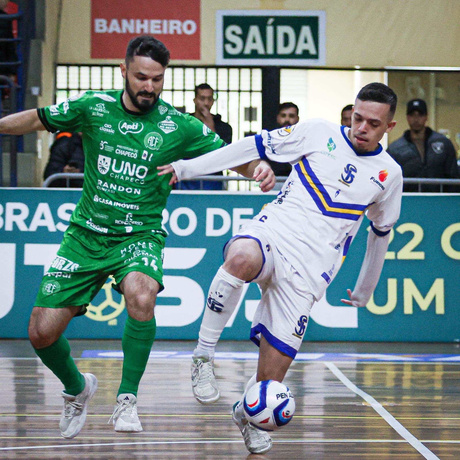 Com vantagem, Chape Futsal encara duelo decisivo pelo Campeonato Brasileiro
