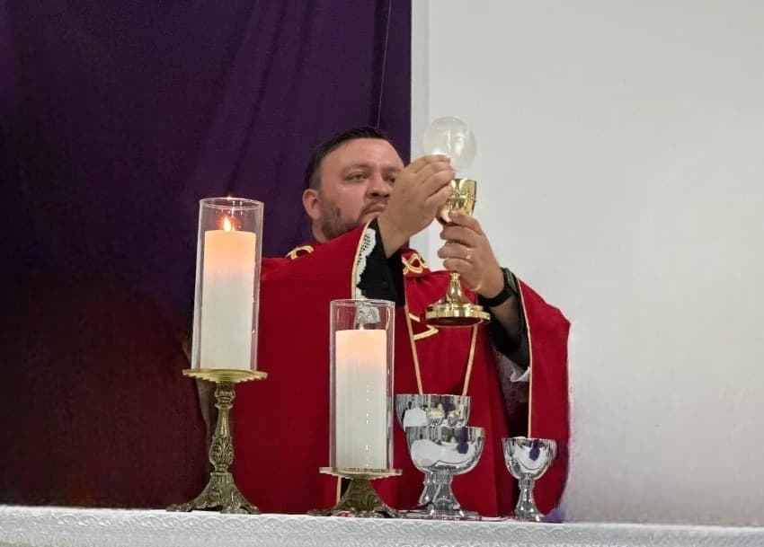 Emocionante: Imagem de Jesus aparece em Santa Catarina