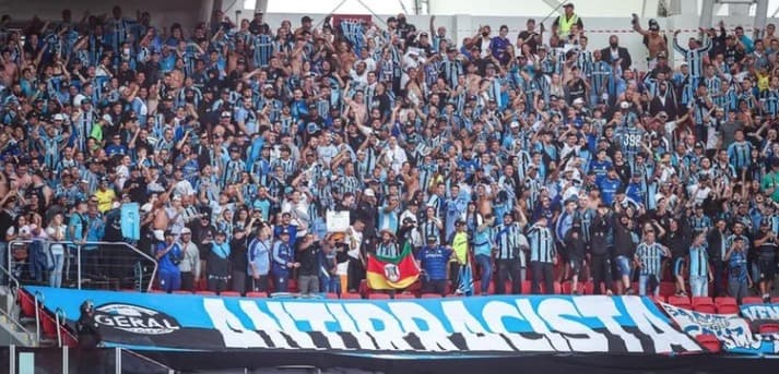 Grêmio comprará ingressos do Gre-Nal 448 e repassará à torcida com valor reduzido