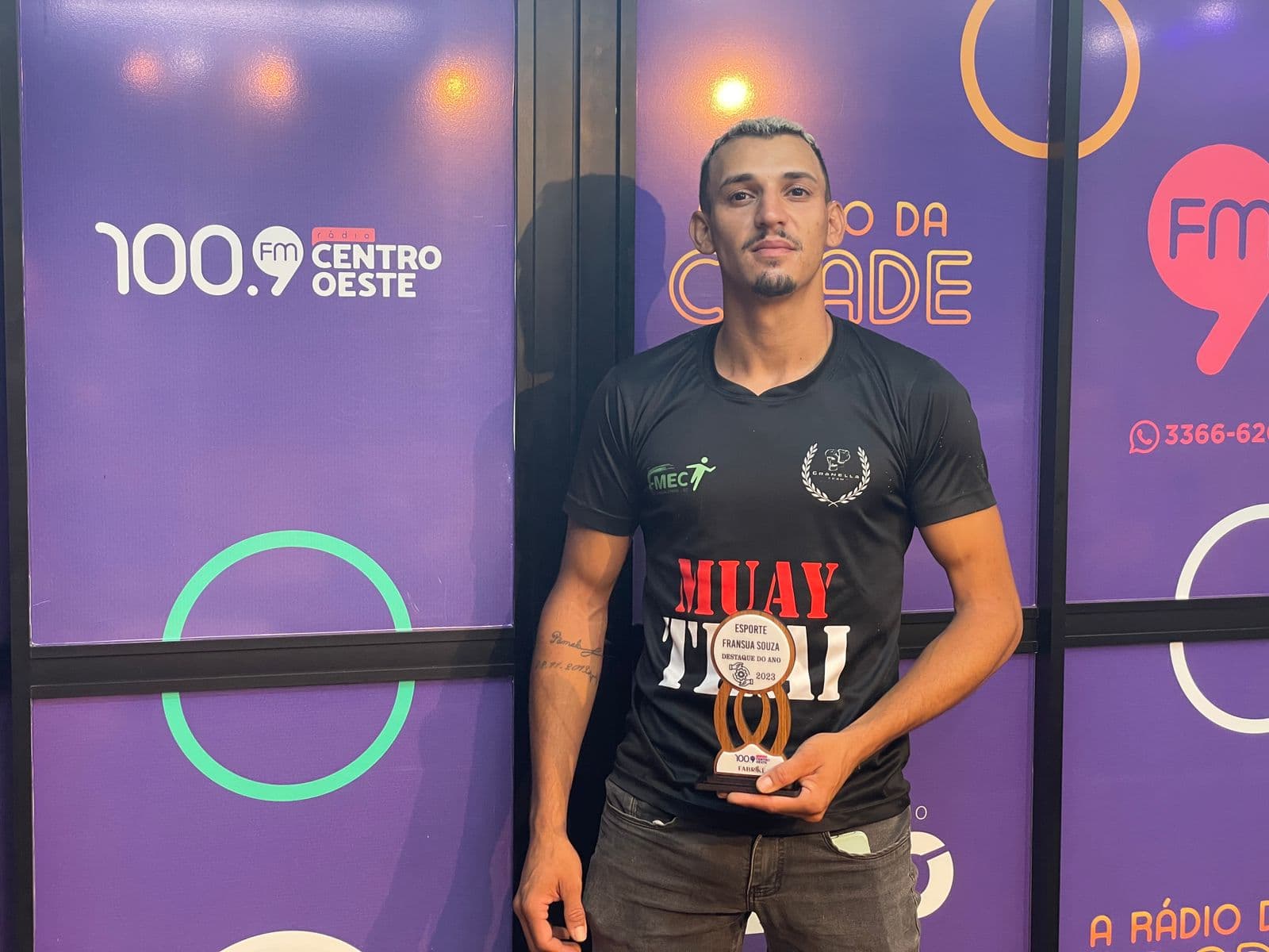 Fransua foi escolhido o destaque do ano na área esportiva (Foto: Henrique Paulo Koch)