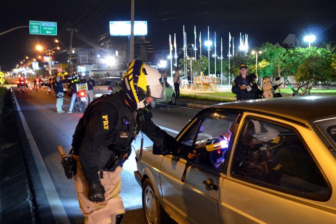 PRF fez fiscalizações intensas durante o período de Carnaval (Foto: Divulgação/PRF)