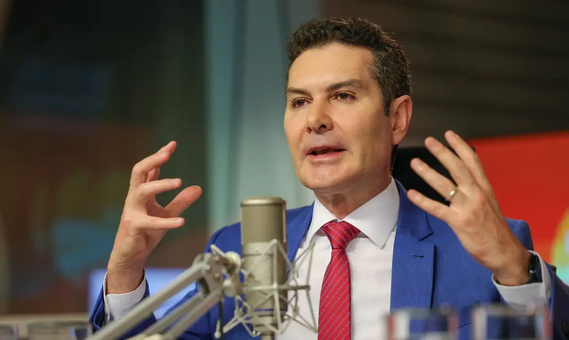 Governo garante recursos do Reforma Brasil e mantém obras do Minha Casa, Minha Vida