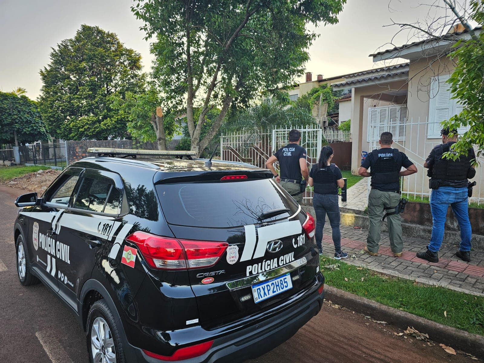 Suspeitos de roubarem alianças em boate são presos em Pinhalzinho