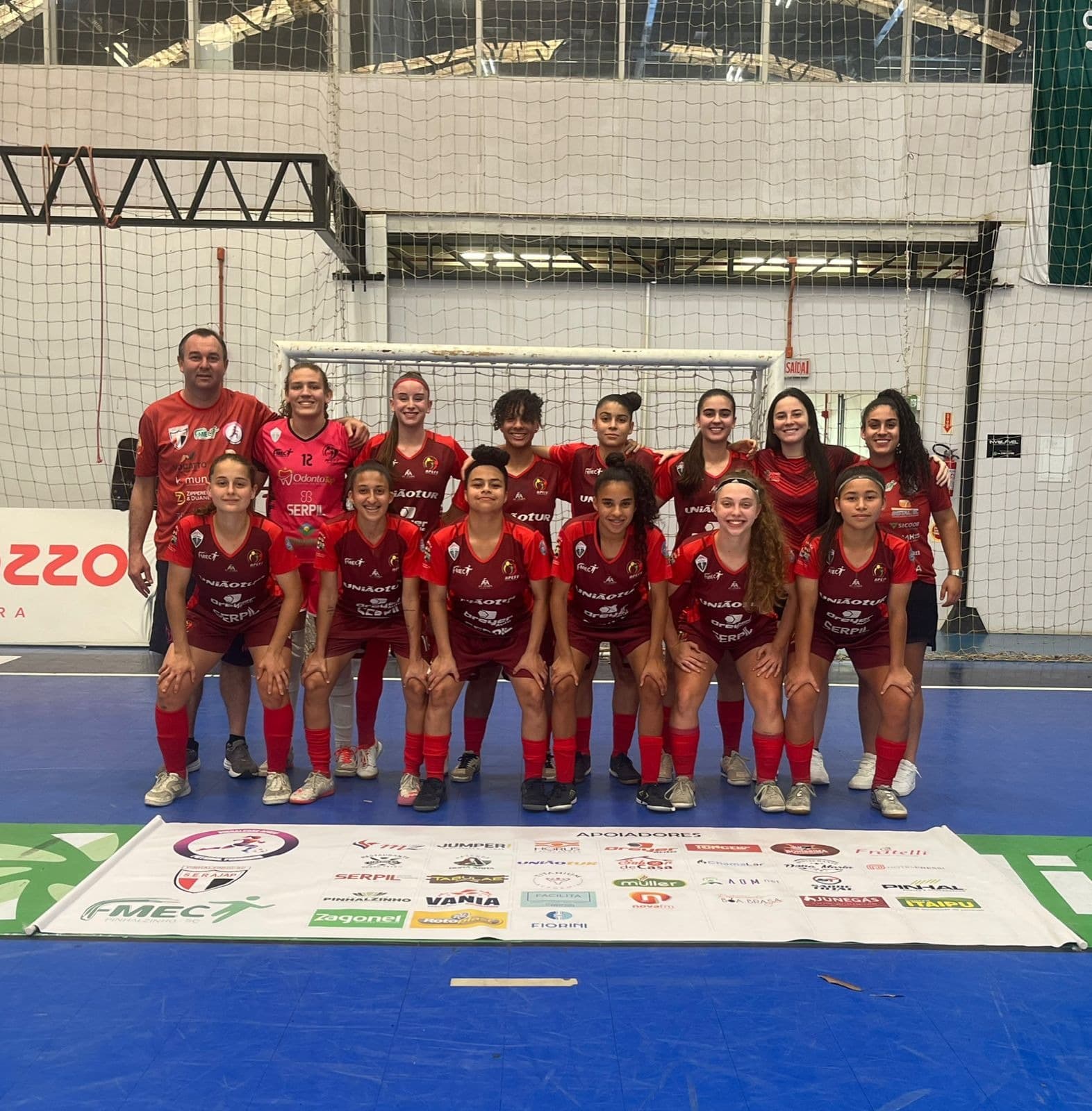 Apeff/FMEC garante vaga na fase final do Catarinense Sub-18 com 100% de aproveitamento