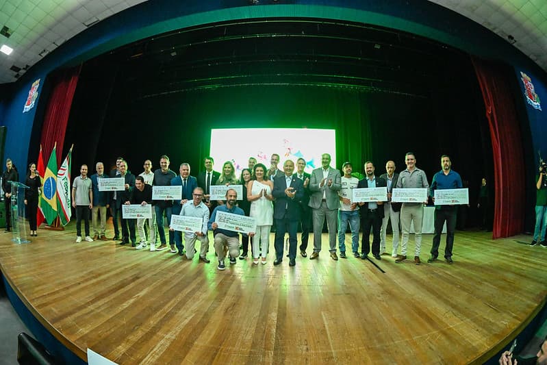 Governo do Estado lança primeiro edital do PIE e anuncia investimentos no esporte catarinense para 2025 (Foto: Eduardo Valente/Secom)