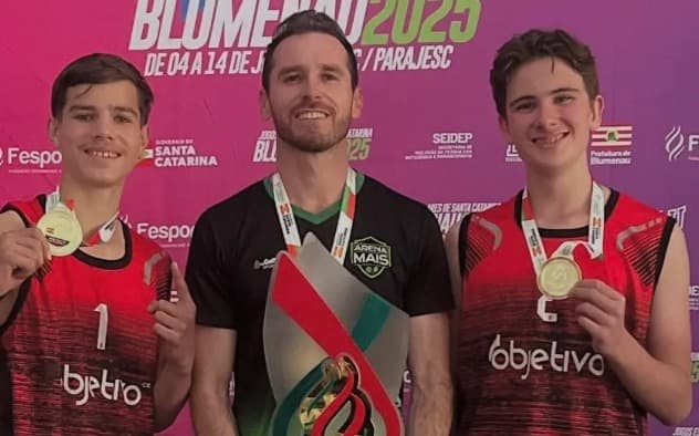Pinhalzinho tem campeões estaduais no vôlei de praia escolar