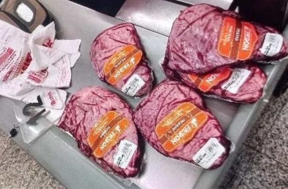Tentou pagar a picanha no cartão de crédito... roubado