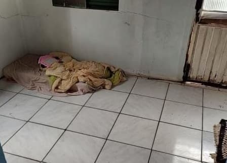 Investigação entrou dentro da residência (Foto: Polícia Civil)