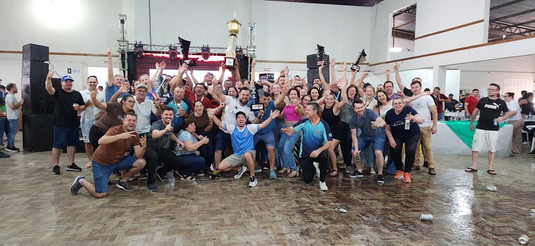 Águas Frias leva troféu de campeão geral no JISMA 2025