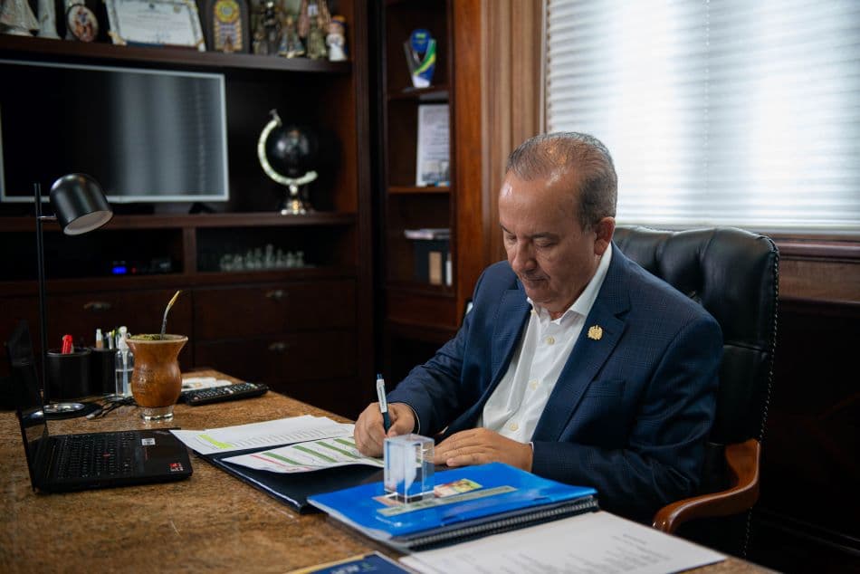 Governador Jorginho Mello (Foto: Eduardo Valente / Secom)