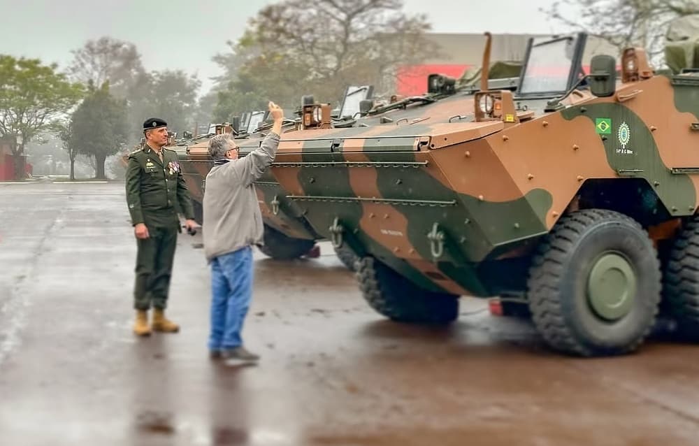 Exército batiza blindados com nomes de municípios da região