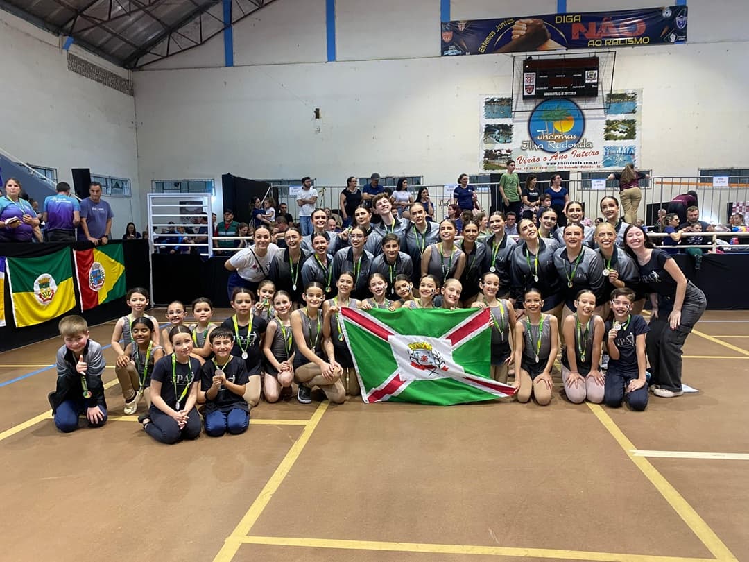 Pinhalzinho conquista 33 pódios na 5ª Copa Oeste de Patinação Artística