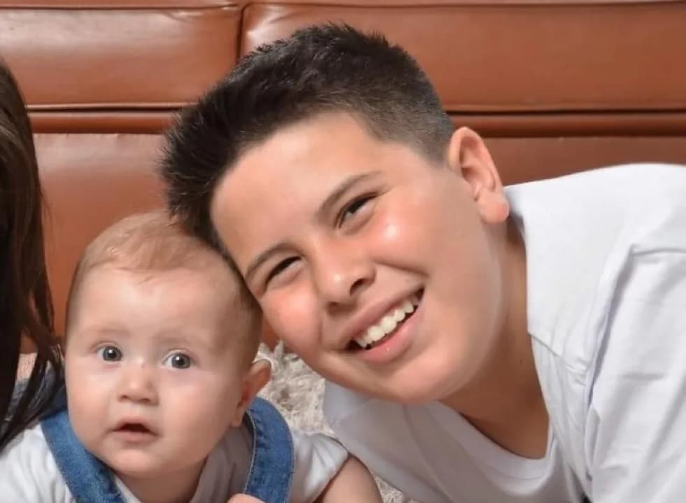 Bebê e o irmão mortos em acidente no Oeste de SC (Foto: Redes Sociais)