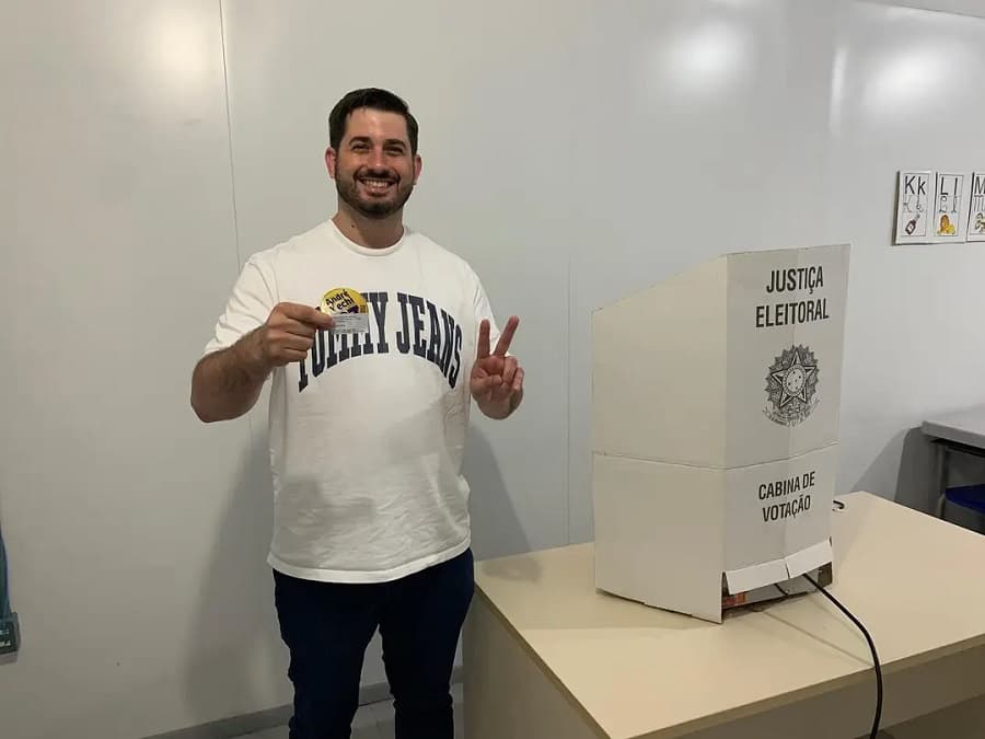 Com eleição “fora de época”, Brusque conhece o novo prefeito