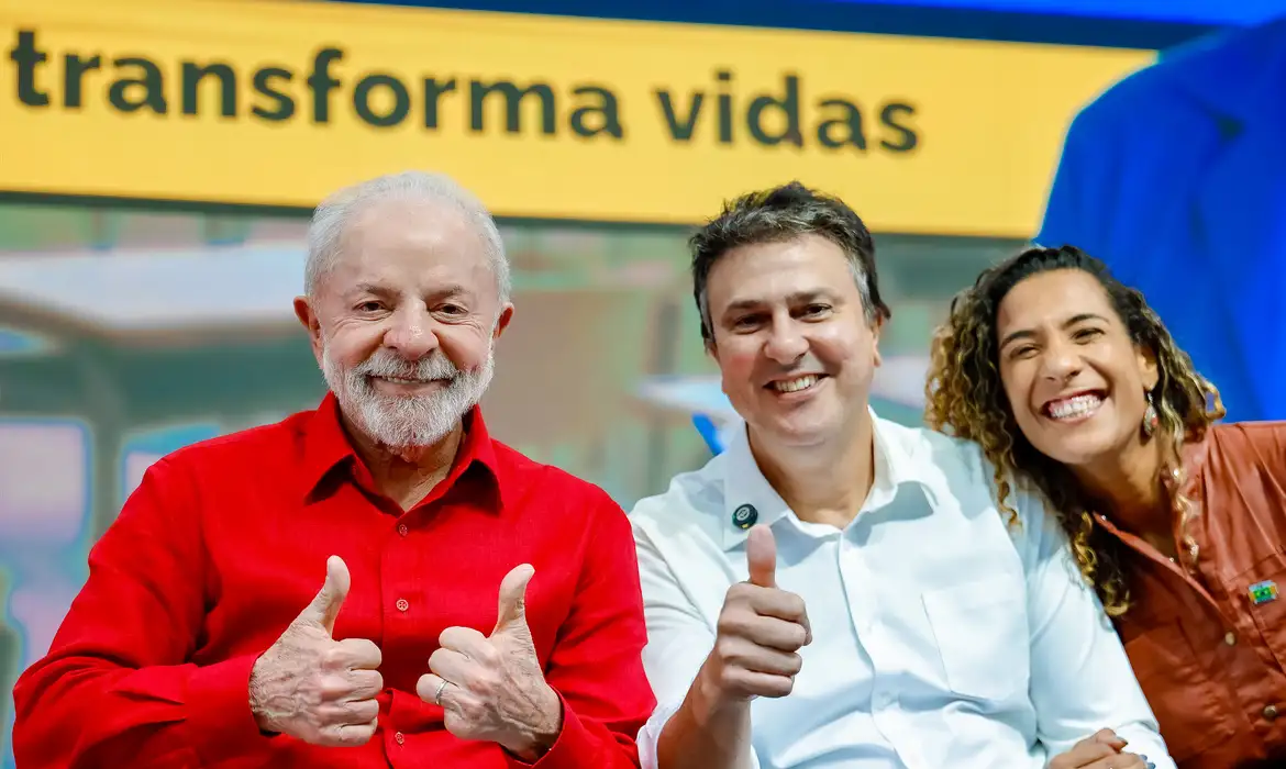 Lula defende educação como “decisão política”