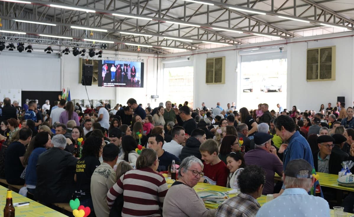APAE de Pinhalzinho promove almoço beneficente no sábado