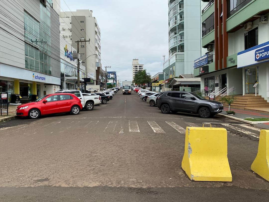 Hora das compras: Comércio de Pinhalzinho tem dia D neste sábado (11)