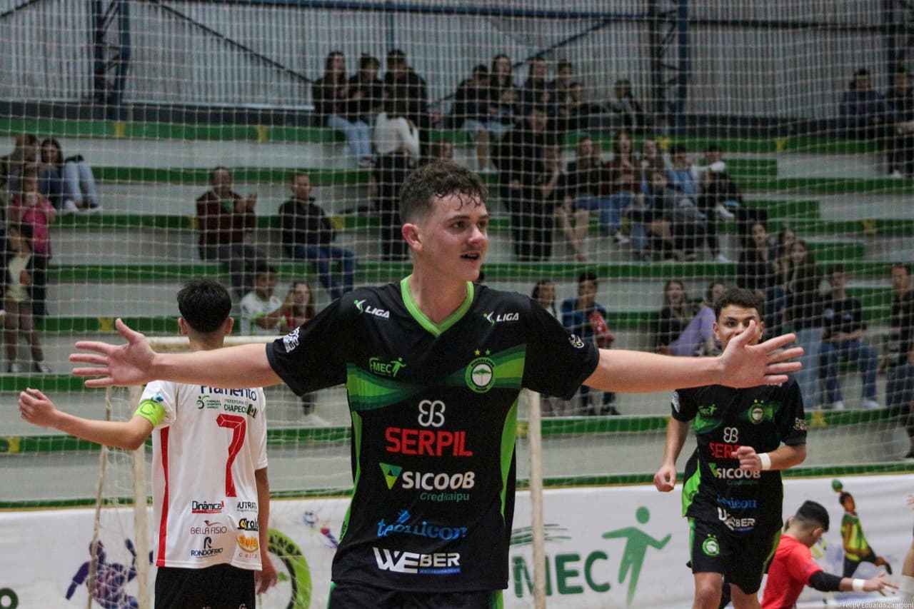 Time venceu todos os jogos na competição até aqui (Foto: Felipe Eduardo Zamboni)