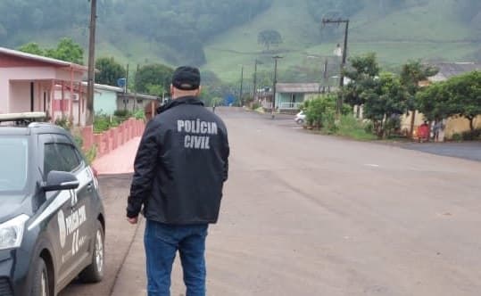 Padrasto é acusado de engravidar enteada