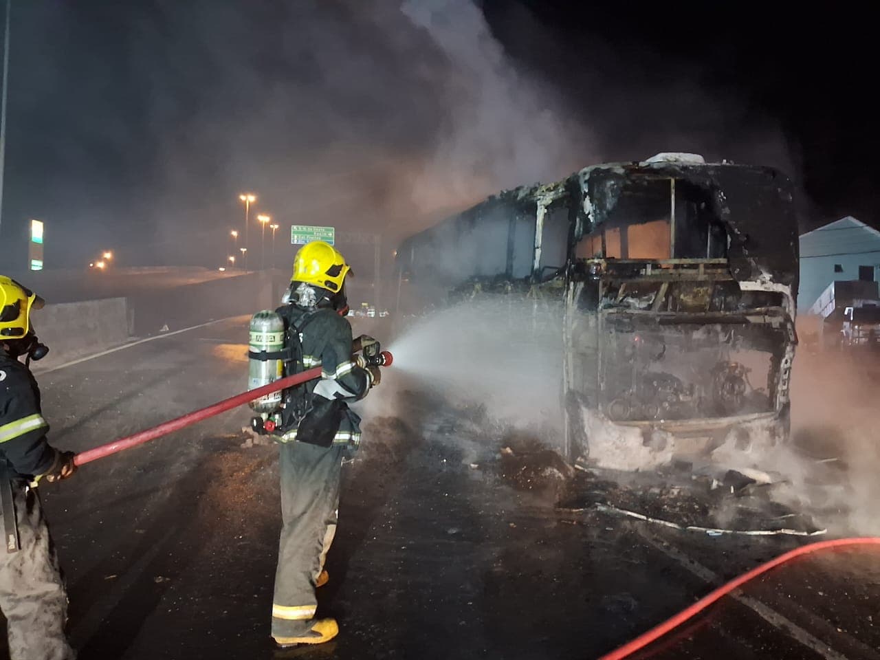 Fato oconteceu próximo ao trevo da BR-282 em Chapecó (Foto: Divulgação CBM)