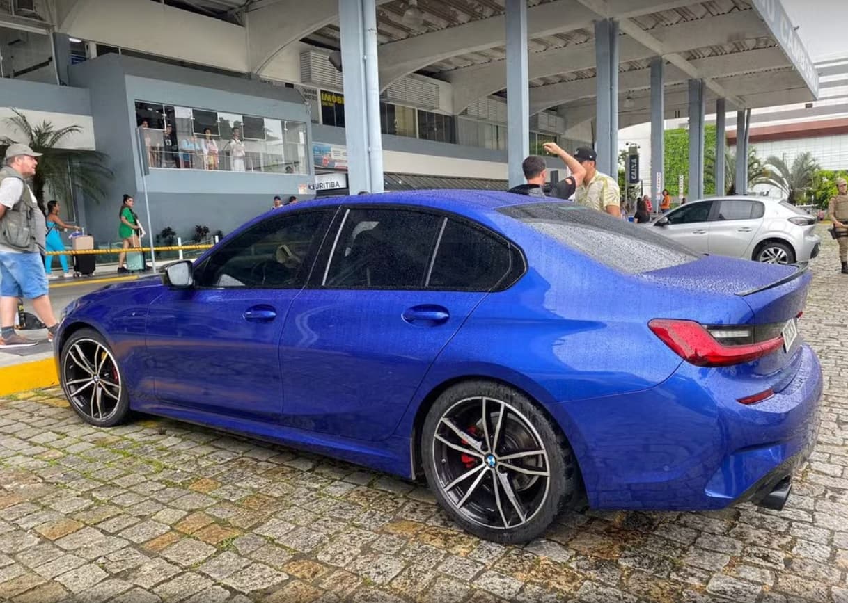 A família informou que o carro foi customizado a pouco tempo (Foto: Felipe Sales/NSC TV)