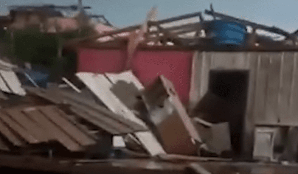 “Meu Deus do céu, a minha casa!”: Vídeo mostra desespero no Paraná