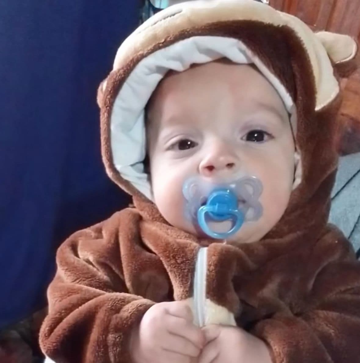 Criança de 4 meses engasgada é salva em Chapecó; vídeo!