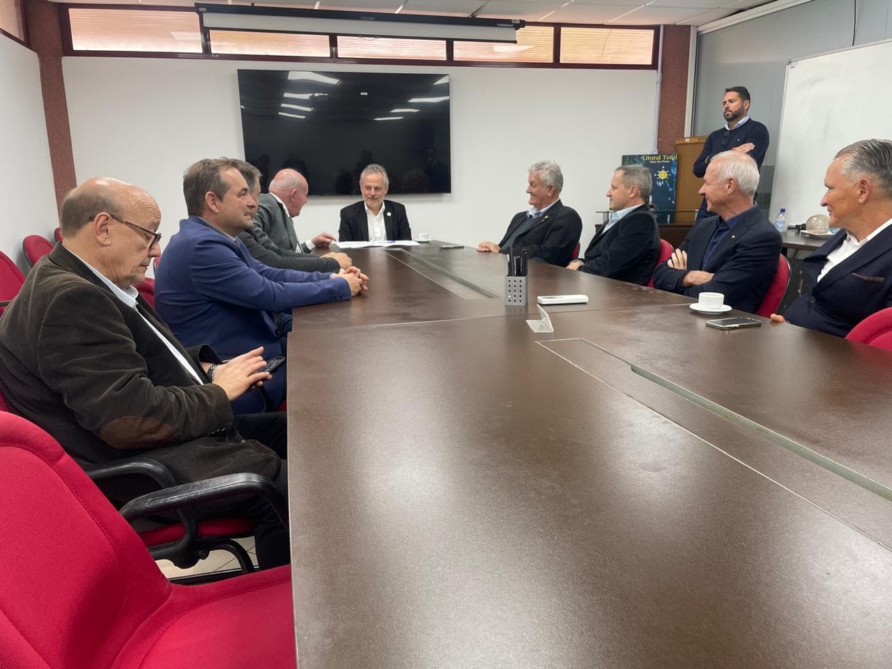 Assinado convênio de R$ 8 milhões para o aeroporto de Pinhalzinho