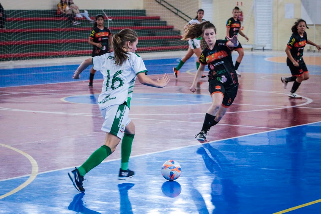 Apeff/Fmec e Sinergia estão se destacando nos últimos anos como futsal feminino (Foto: Felipe Eduardo Zamboni)