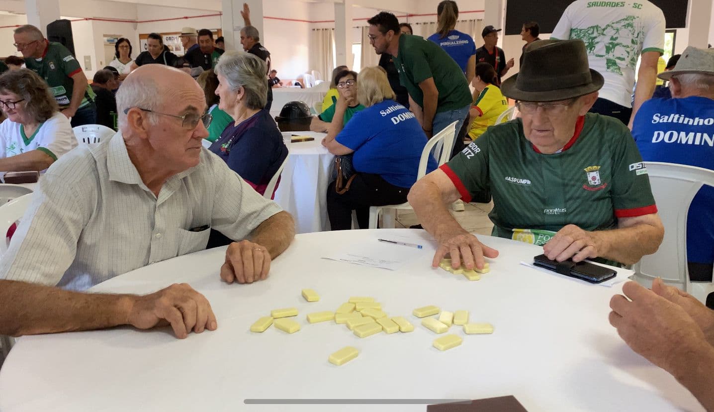 Pinhalzinho avança em três modalidades para Etapa Estadual do Jasti