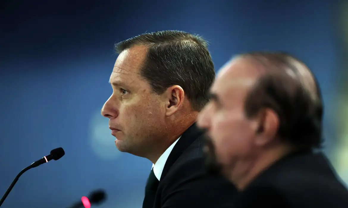 Mauro Cid começará a cumprir pena em regime aberto após condenação por tentativa de golpe