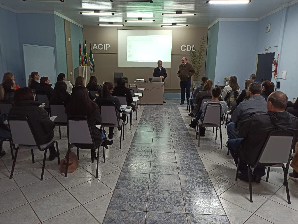 Federação Catarinense de Hospitais realizou workshop em Pinhalzinho (Foto: Gilmar Bortese)