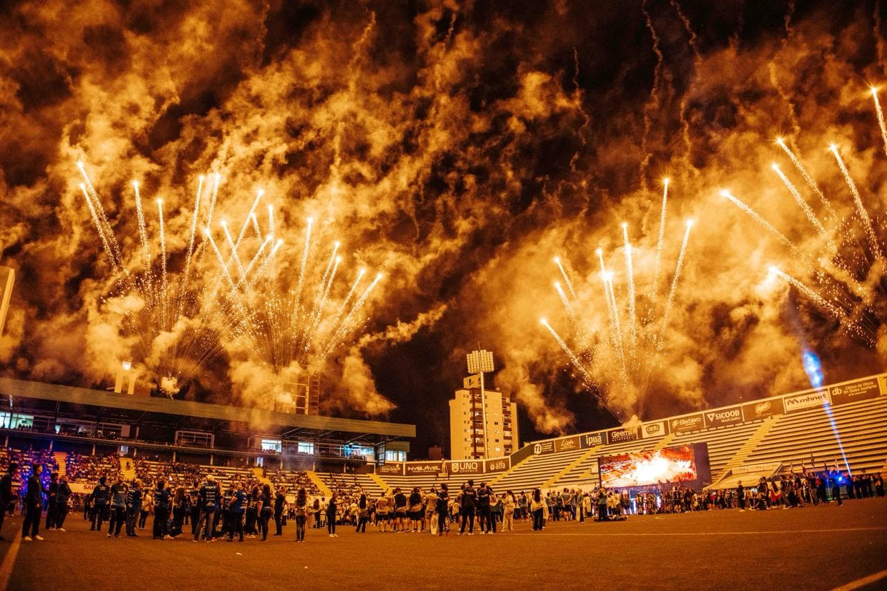 Abertura dos JASC em Chapecó emociona público com espetáculo, homenagens e show nacional (Foto: Márcio Cunha/Foto Atleta)