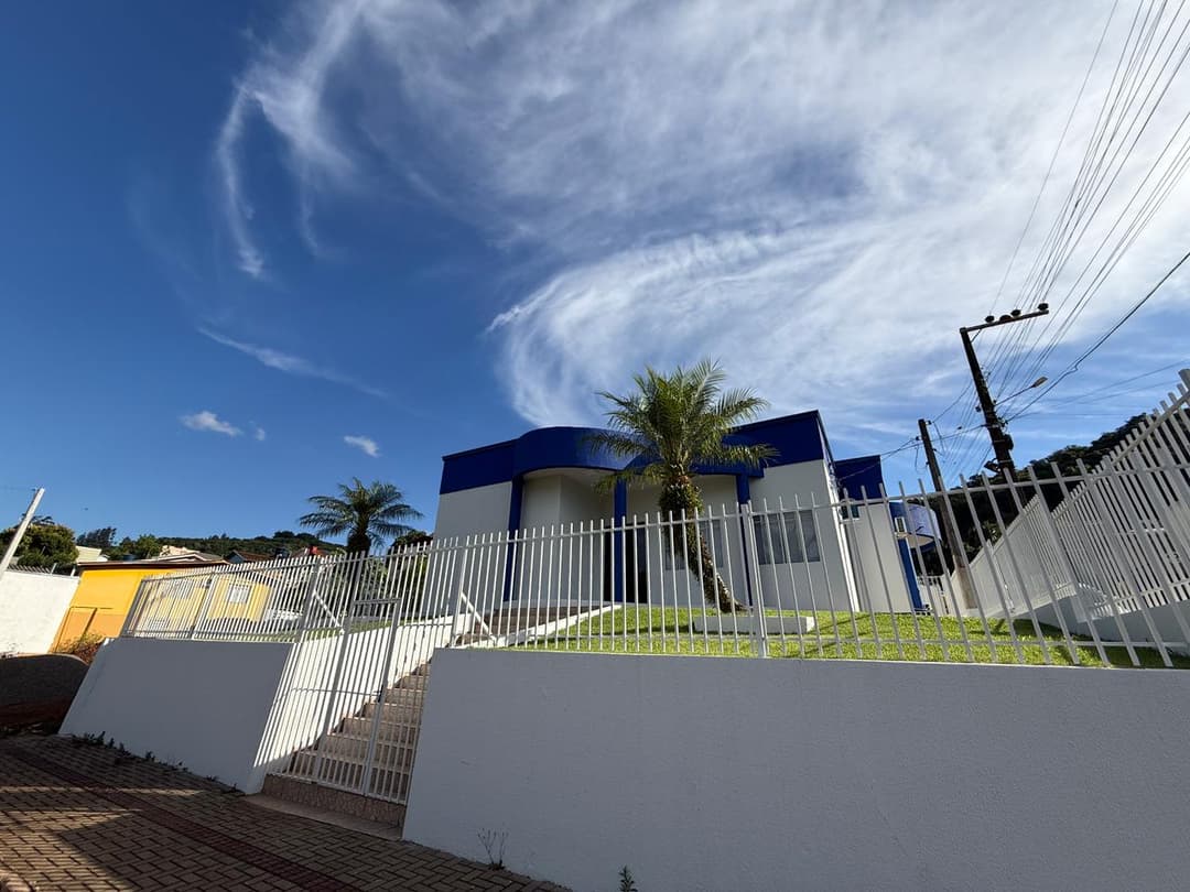 Câmara de Nova Itaberaba reinaugura sede e presta homenagem a atletas que marcaram história