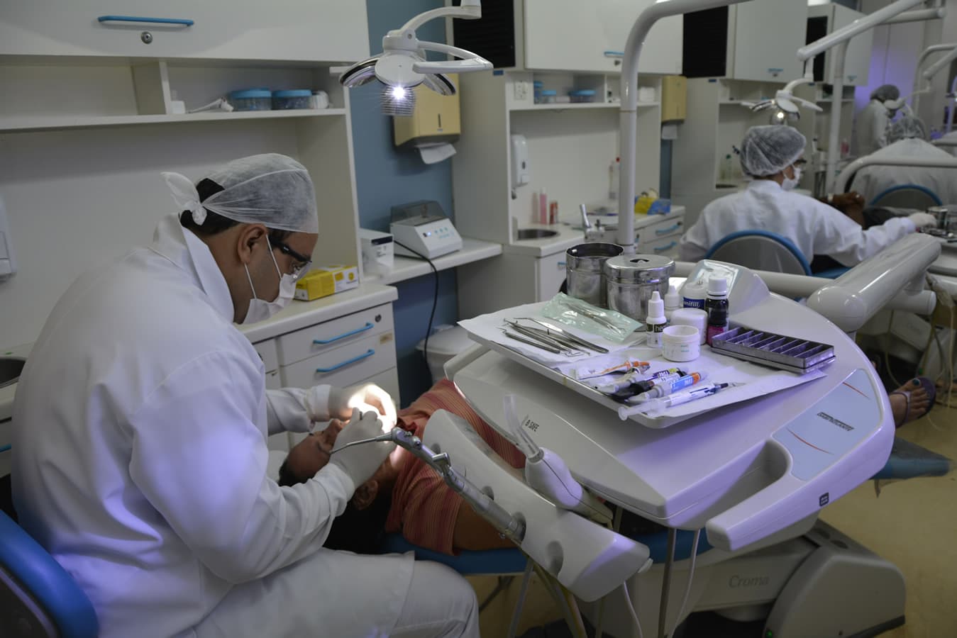 Na unidade, cinco dentistas faziam o atendimento da população (Foto: Sesc)
