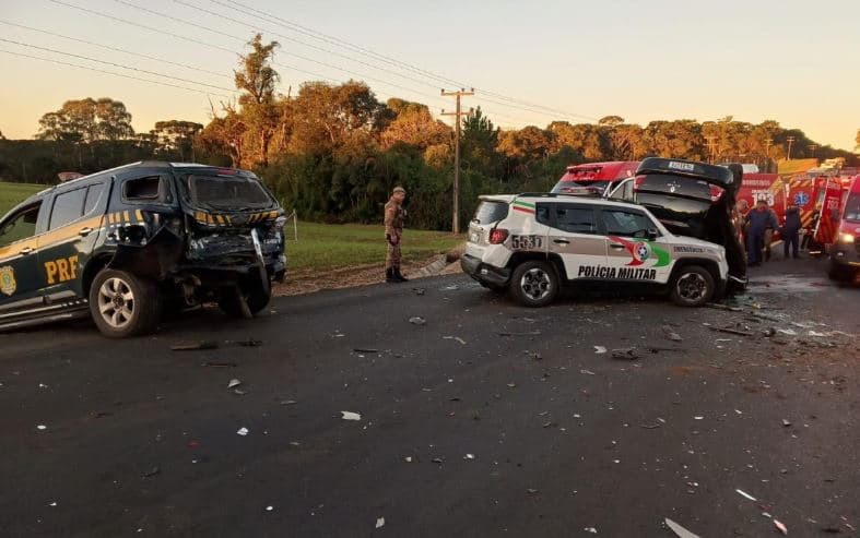 Dois policiais ficaram feridos (Foto: Divulgação / Portal São Bento)