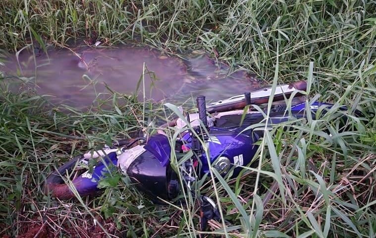 Jovem conduzia uma motocicleta quando sofreu uma queda (Foto: Rádio Capinzal)