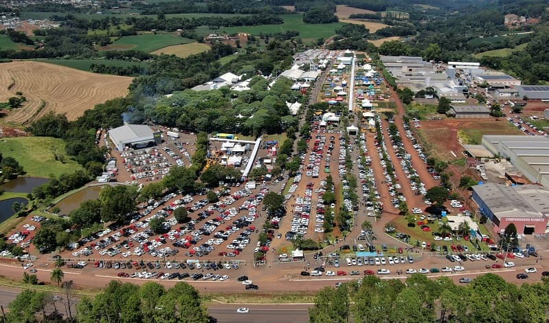 Mais de 70 mil pessoas passaram pelo parque do Itaipu Rural Show  (Foto: Dirlei Imagens Aéreas )