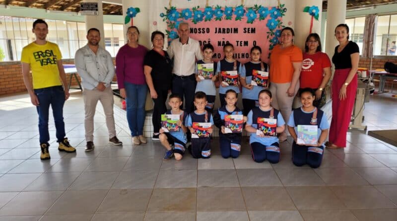 Programa Saúde na Escola em União do Oeste (Foto: ASCOM União do Oeste )