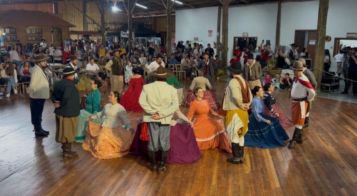 Etapa do Festival Regional da Cultura Gaúcha em Pinhalzinho é considerada um sucesso pelo CTG Porteira do Pinhal