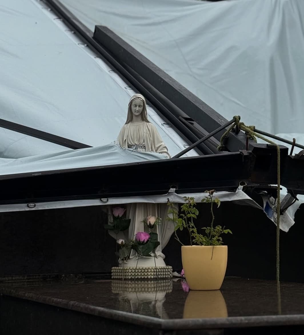 Imagem de Nossa Senhora “resiste” a temporal