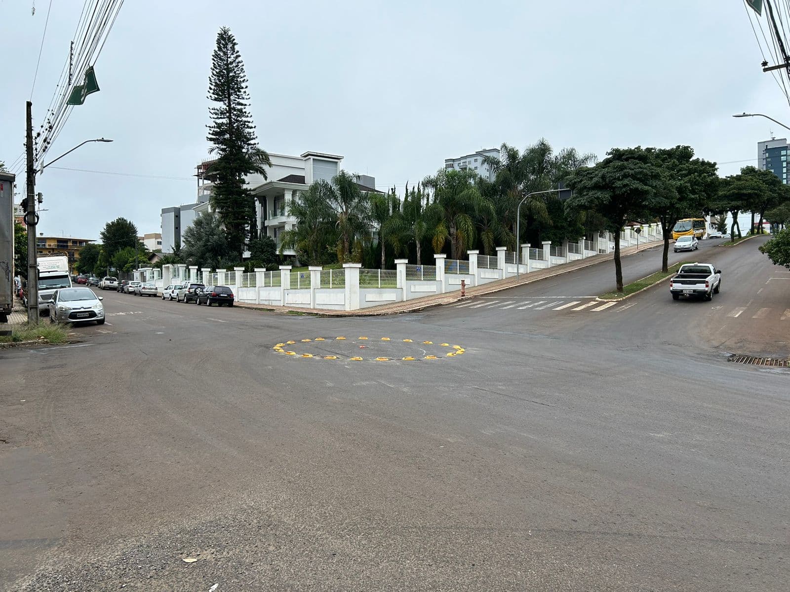 Prefeitura faz modificação no trânsito da Avenida Porto Alegre com a Rua Uruguai