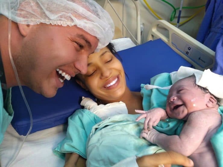 Foto da bebê Antonella ganhou repercussão na internet  (Foto: Instagram)