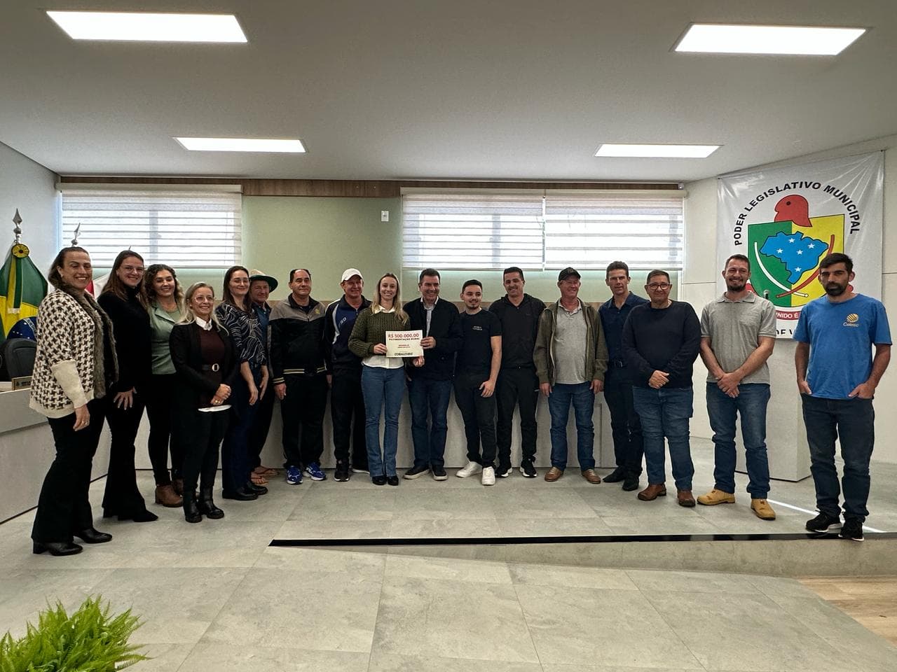 Deputado destina recursos para infraestrutura rural em Modelo (Foto: Divulgação)