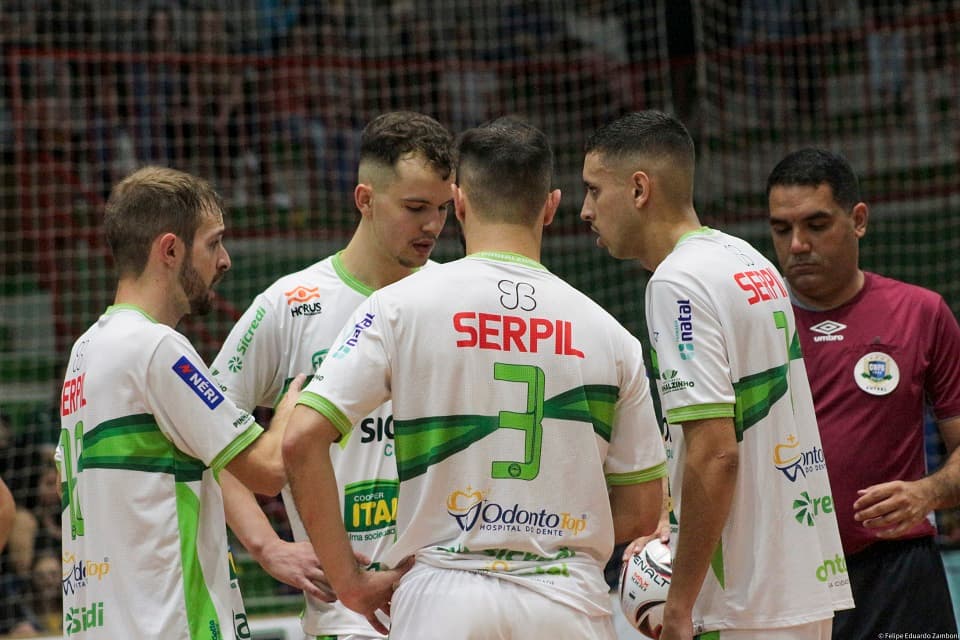 Pinhalense é atual sexta colocada na Primeira Divisão (Foto: Felipe Eduardo Zamboni)