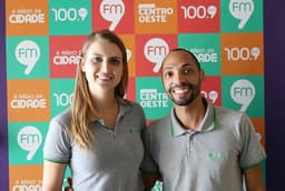 Thamires e Rodrigo apresentaram opção a comunidade (Foto: Henrique Paulo Koch)