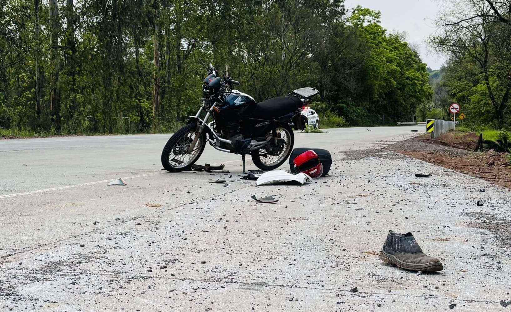Motociclista sofre lesões graves na SC-160